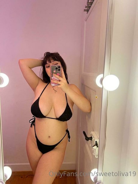 Sweetoliva19 star xxx pic
