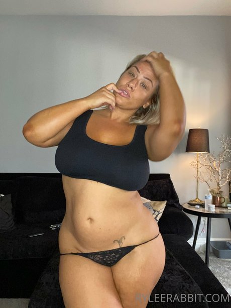 Rylee Rabbit_ pornstar art pictures