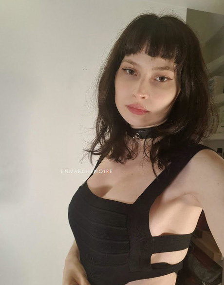 lesbian fingering onlyfans exclusive gallery