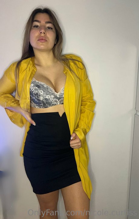 Nicole Curtiss_ perfect star gallery