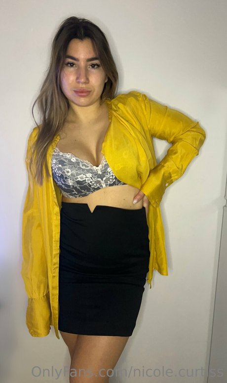 Nicole Curtiss_ nudes model images