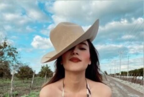 Nayvi Diaz exclusive pornstar photo