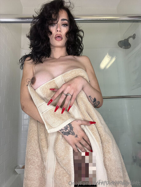 Victoriagrantt hot pornstar archive