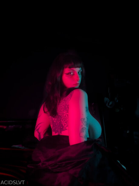 Acidslvt pornstar nudes pic
