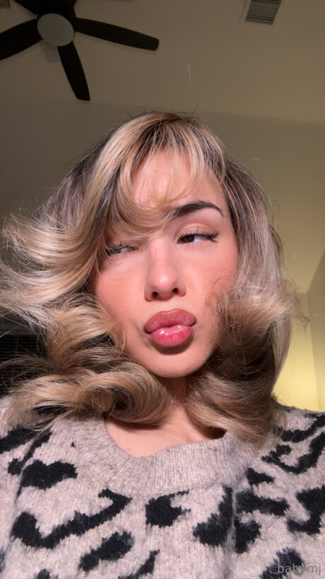 Babyymj naked model archive