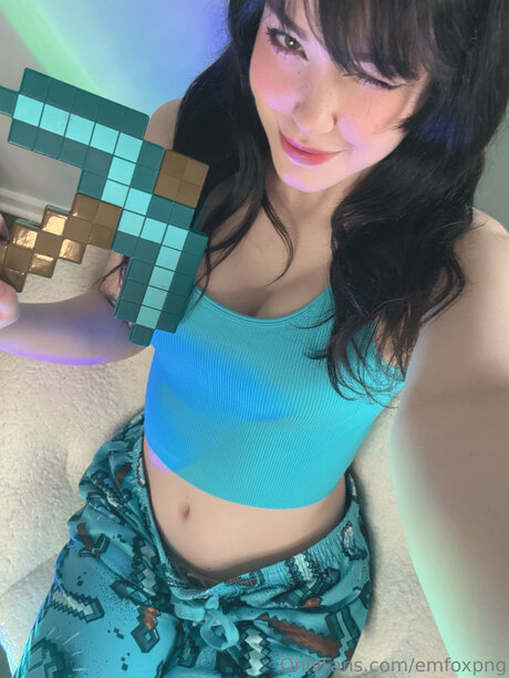 Emfoxpng sex star pictures