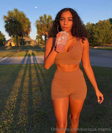 Boriqua Mamii pornstar pretty photos