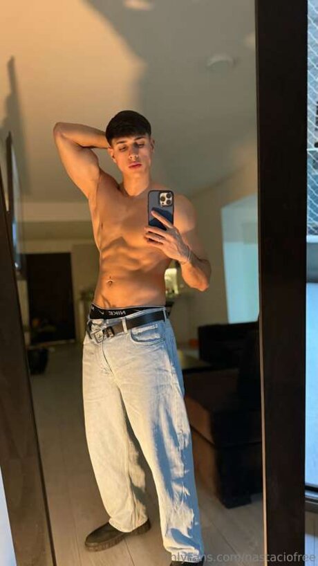 Nastaciofree art model pic