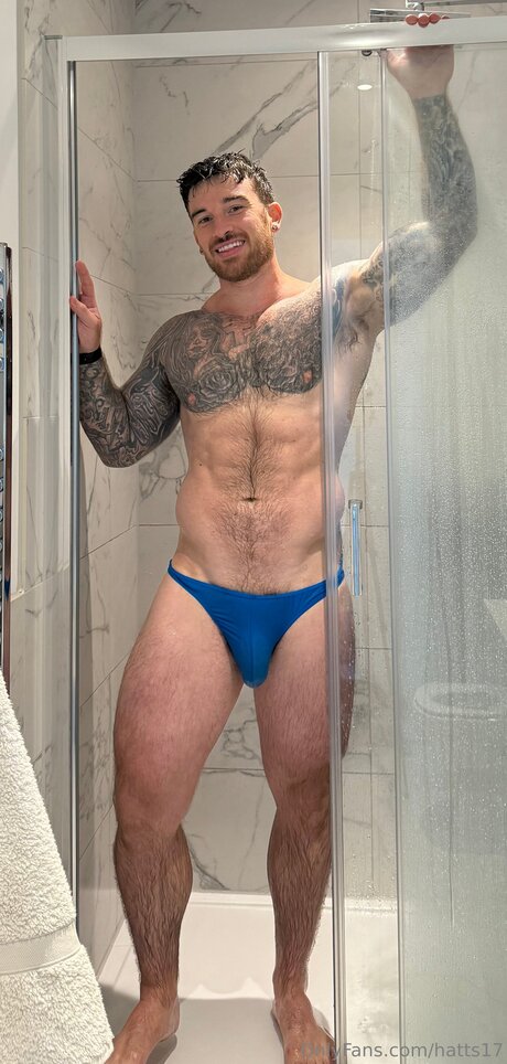 tanned onlyfans pretty picture