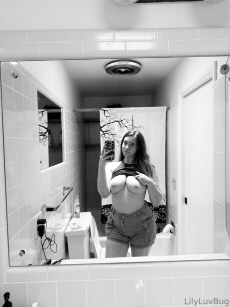 Babyyraisin hd star pics