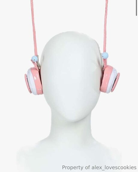 Alex Lovescookies hot actress img