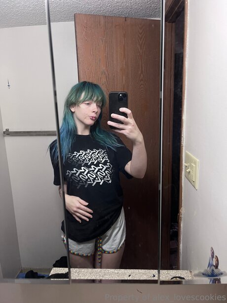 Alex Lovescookies erotic pornstar pic