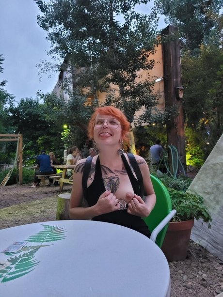 Faebelle porn actress image