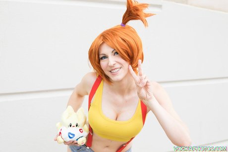 Rebecca Kinny star perfect pic