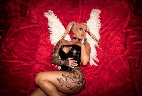 makeup artist onlyfans pretty pictures