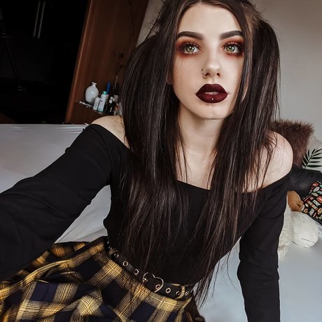 Ricky Aimee pornstar pretty img