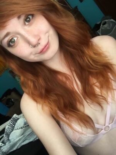 Cyber Buni_ beautiful model galleries