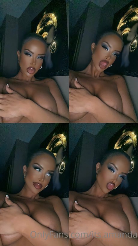Amanda Bily pornographic model pictures