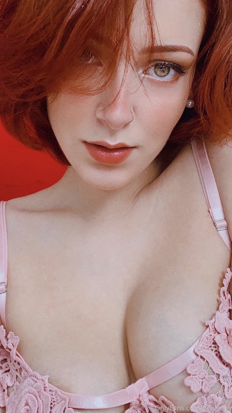 Oriana Valentine adult actress images