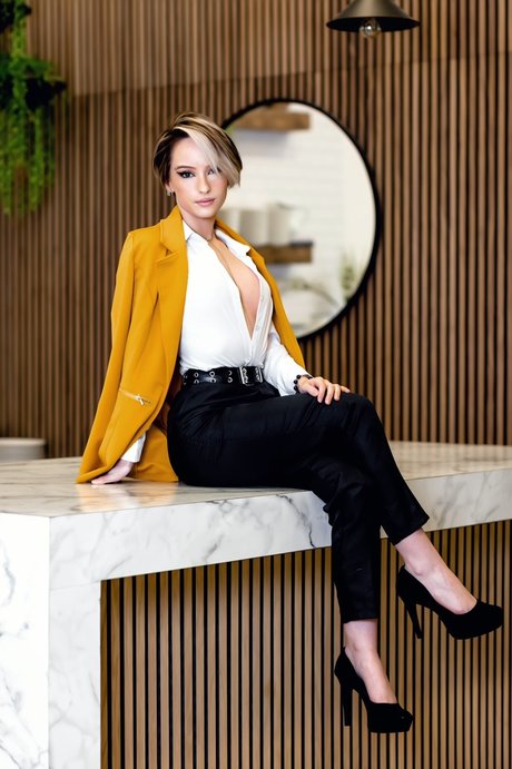 TheDaberryTwins Alex and Leah pornstar sex galleries