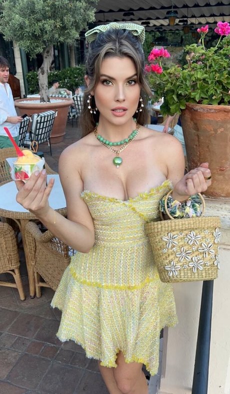 Amanda Cerny beautiful pornstar photos