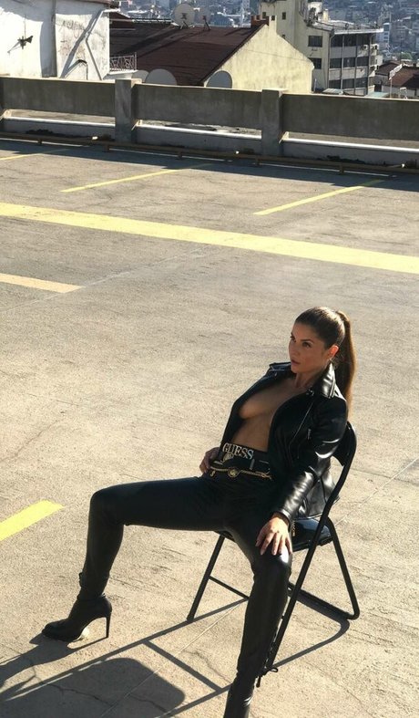 strapon onlyfans pretty images