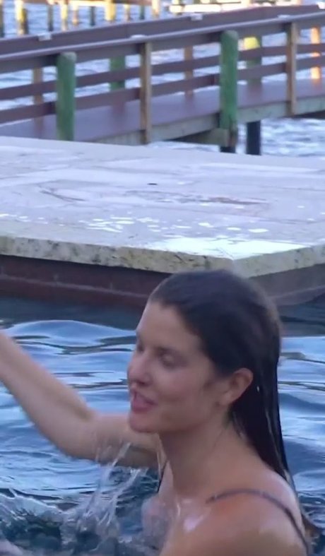 Amanda Cerny art actress pic