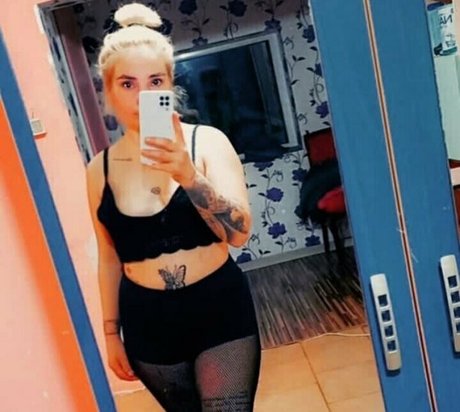 zotaalexandra top actress img