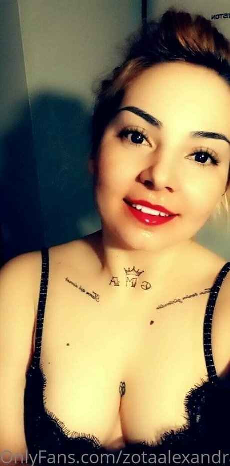 female popular onlyfans sexy nude img