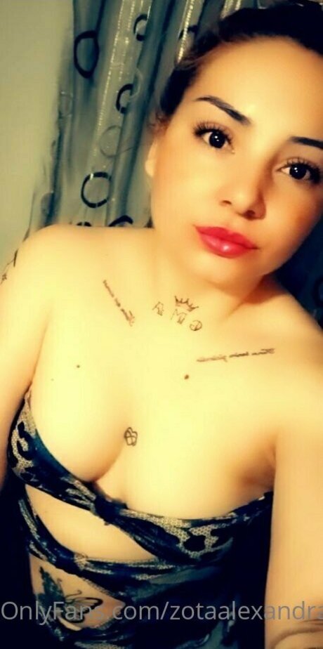 zotaalexandra art model pictures