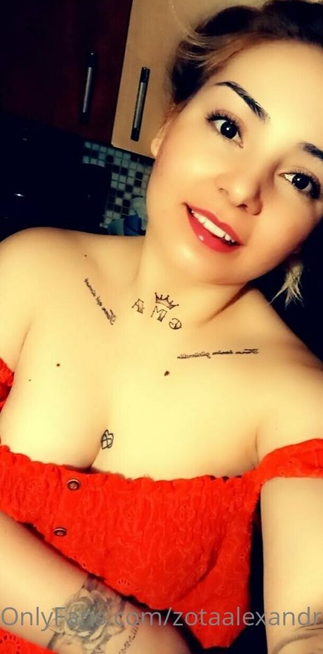 zotaalexandra perfect pornstar galleries