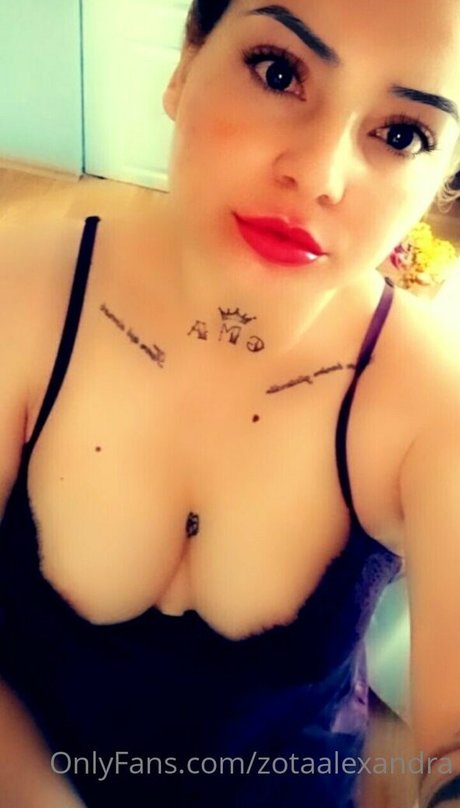 zotaalexandra high quality star photo