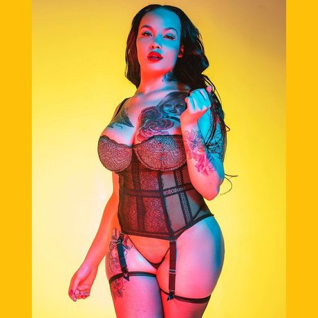 Sara Gold Iamsaragold star adult img