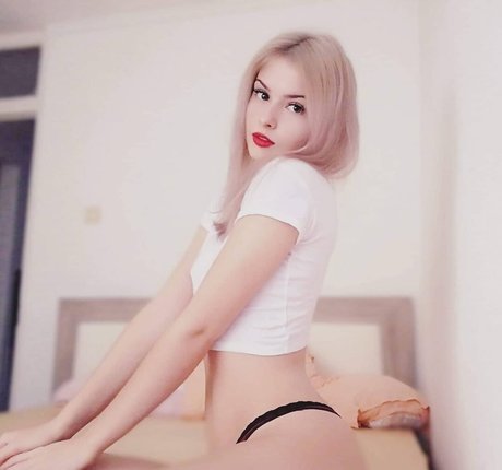 zswaez model porn image