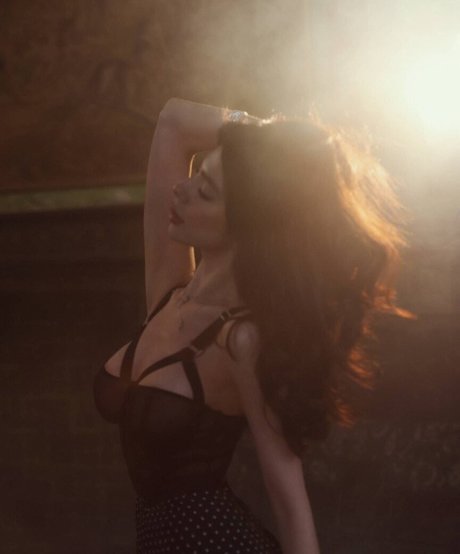 anna slutskaya111 nice model picture