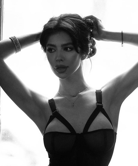 anna slutskaya111 perfect actress images