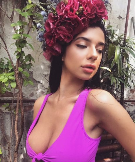 anna slutskaya111 pornstar naked images