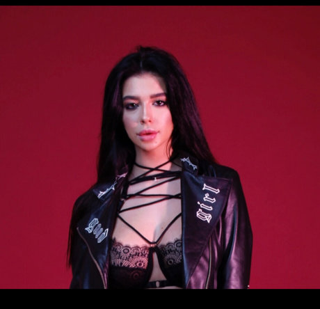 anna slutskaya111 star top pics