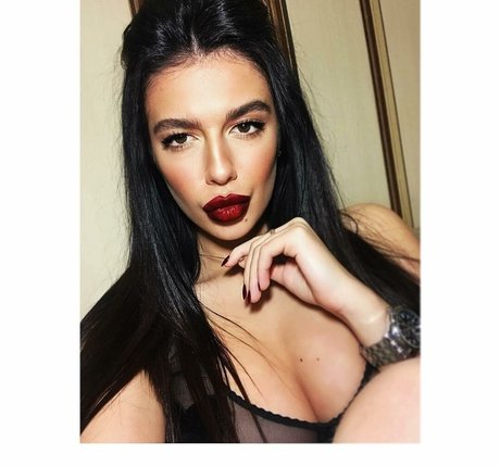 anna slutskaya111 art star photos