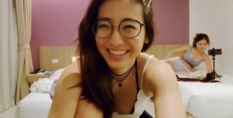 Zumi erotic actress pictures