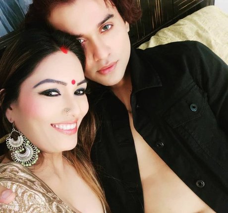 Zoya Rathore model xxx photos