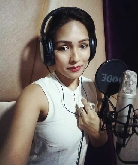 Zoya Rathore pornstar perfect pics