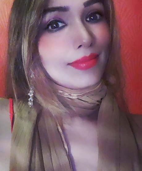 Zoya Rathore model nude galleries