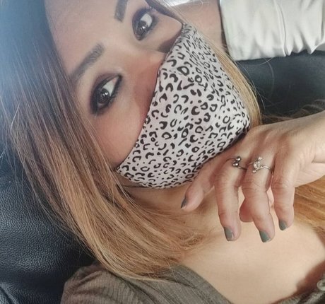 Zoya Rathore pornstar exclusive image