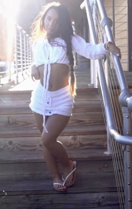 Alahnaly pornographic actress pictures