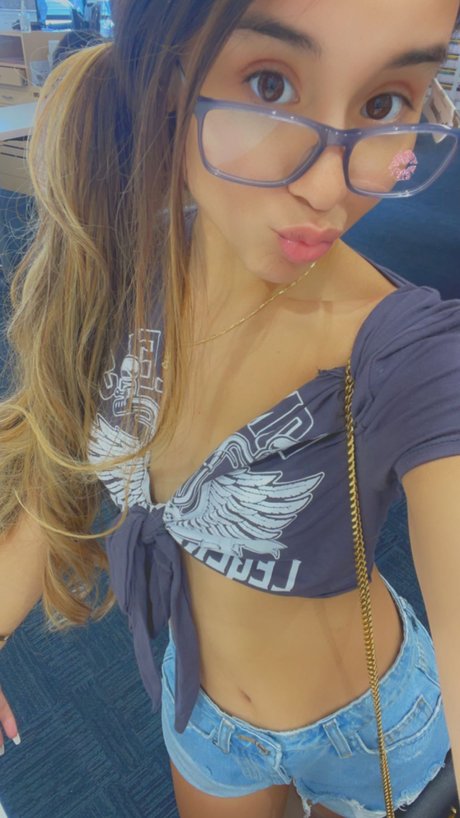 Alahnaly hd actress gallery