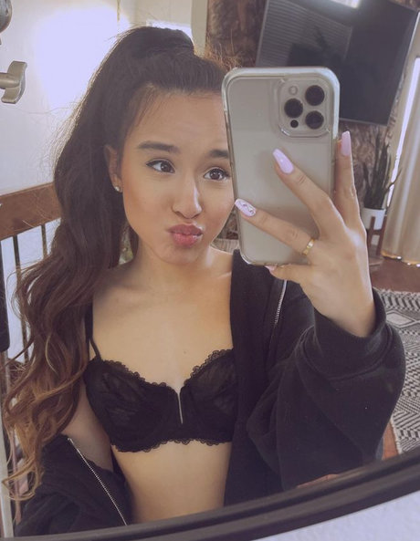 asian pussy onlyfans beautiful pic