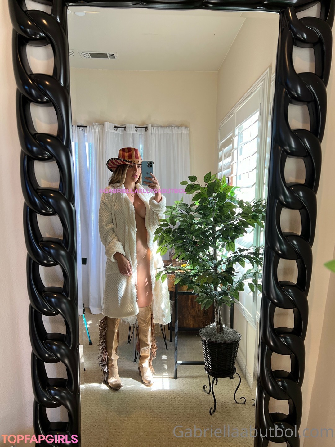 lesbian fingering onlyfans art naked img