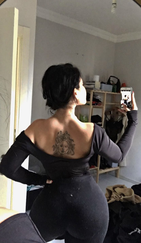 Benhaze44 star pretty pictures