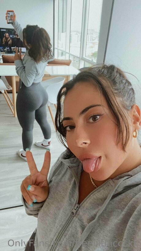 Lilthiccckktv star perfect pic